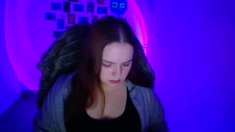 Snapshot of reinakitty_ chatting on 02.16.26 Reina online show from 02.16.26