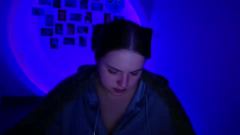 Snapshot of reinakitty_ chatting on 02.23.26 Reina online show from 02.23.26