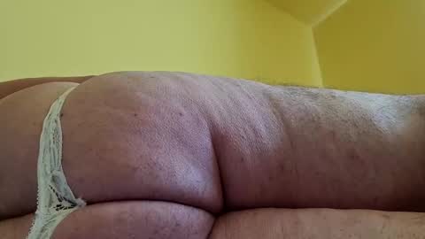 Snapshot of remus60 chatting on 02.27.25 remus60 online show from 02.27.25