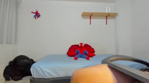 Rmy Steen online show from 09.12.25