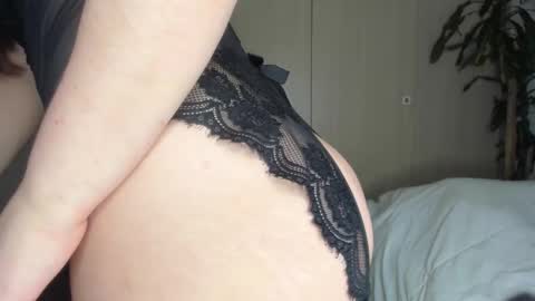 renata__20 online show from 11.26.25