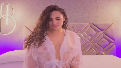Renata 3 online show from 05.31.26