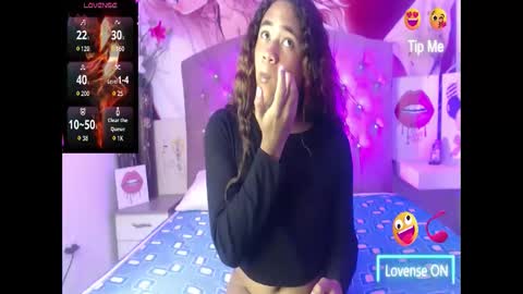 RENATA VALENTINA online show from 05.15.26