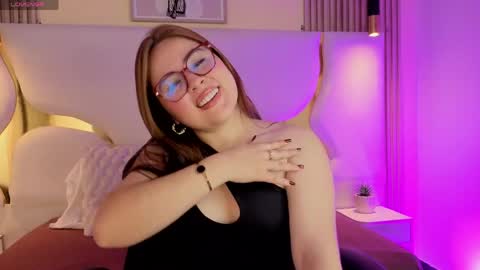 Renata  online show from 03.30.26