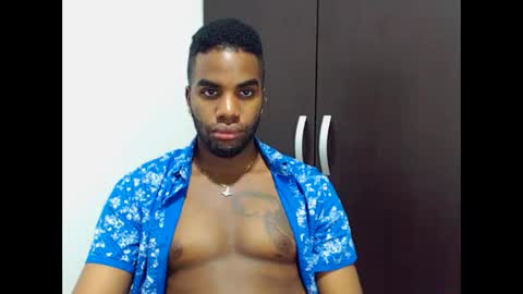 Snapshot of rene_hotman chatting on 10.16.25 Rene online show from 10.16.25