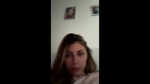 Snapshot of renee_loah chatting on 05.18.26 renee_loah online show from 05.18.26