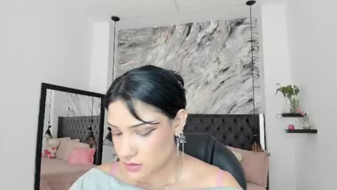 Snapshot of renee_shelby_ chatting on 06.10.26 Renee Shelby online show from 06.10.26