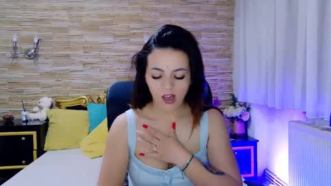 renesmesweet online show from 02.18.25