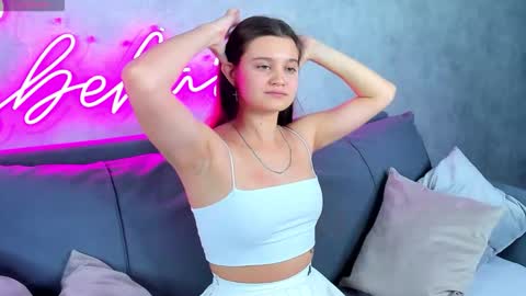 Renesmy online show from 10.14.25