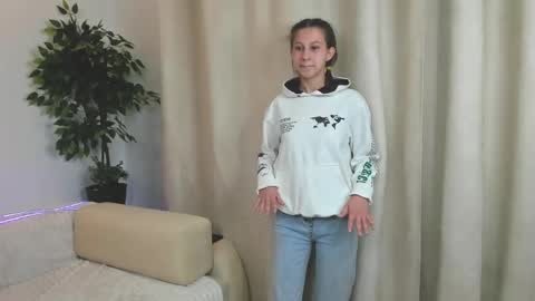 Snapshot of renettaschmeling chatting on 05.09.26 Christina online show from 05.09.26