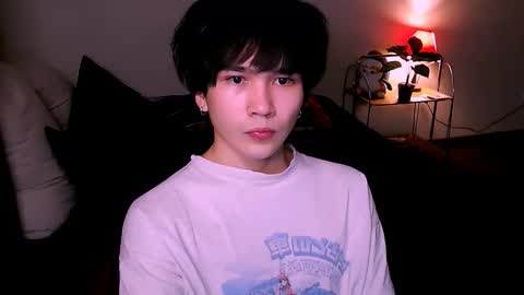 Snapshot of rennuts chatting on 11.11.25 rennuts online show from 11.11.25