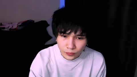 Snapshot of rennuts chatting on 12.20.25 rennuts online show from 12.20.25