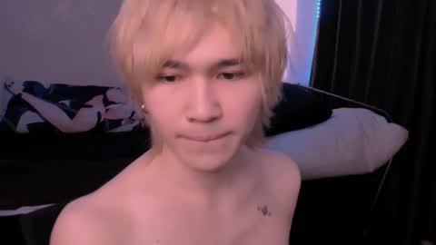 Snapshot of rennuts chatting on 02.24.26 rennuts online show from 02.24.26