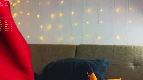 Snapshot of renochka chatting on 12.29.24 renochka online show from 12.29.24