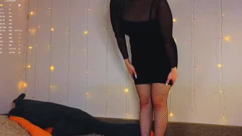 Snapshot of renochka chatting on 01.04.25 renochka online show from 01.04.25