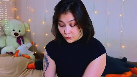 Snapshot of renochka chatting on 02.07.25 renochka online show from 02.07.25