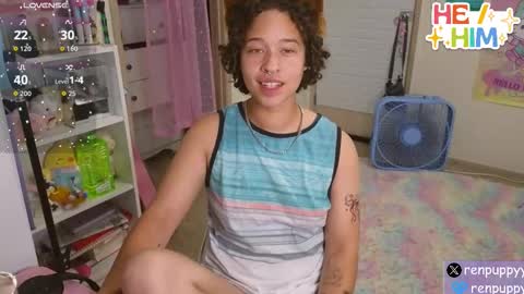 Snapshot of renpuppy chatting on 11.14.25 REN online show from 11.14.25