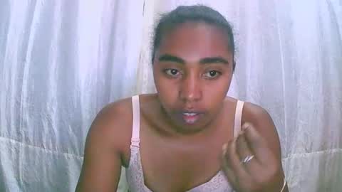 Snapshot of rephaleta chatting on 10.29.25 Rephaleta online show from 10.29.25