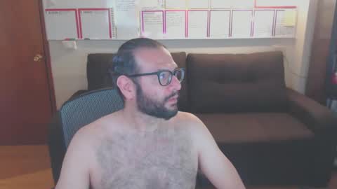 Snapshot of resinasa4 chatting on 02.18.25 resinasa4 online show from 02.18.25