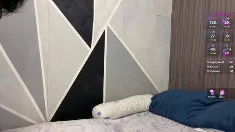 HAZEL online show from 03.12.26