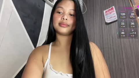 HAZEL online show from 04.06.26