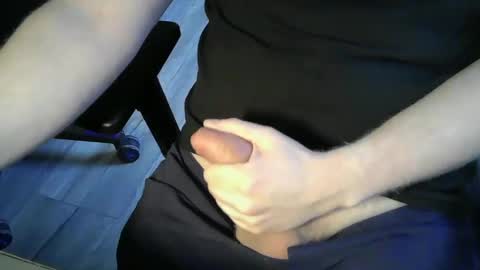 Snapshot of restroxx chatting on 03.07.25 restroxx online show from 03.07.25