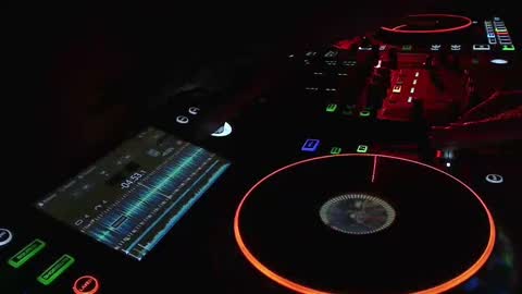 Snapshot of reticuli chatting on 09.23.25 GearPorn online show from 09.23.25