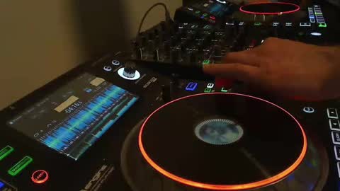 Snapshot of reticuli chatting on 09.25.25 GearPorn online show from 09.25.25