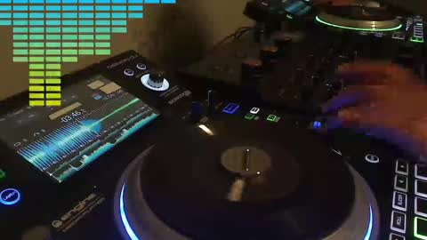 Snapshot of reticuli chatting on 11.07.25 GearPorn online show from 11.07.25