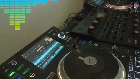 Snapshot of reticuli chatting on 05.02.26 GearPorn online show from 05.02.26