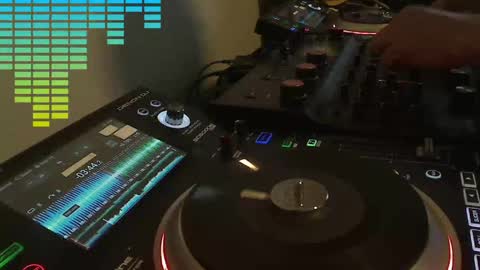 Snapshot of reticuli chatting on 05.20.26 GearPorn online show from 05.20.26