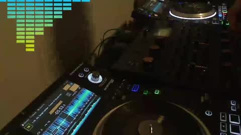 Snapshot of reticuli chatting on 06.06.26 GearPorn online show from 06.06.26
