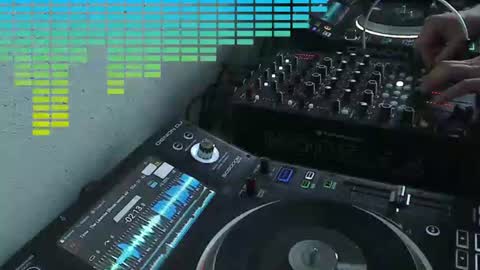 Snapshot of reticuli chatting on 06.28.26 GearPorn online show from 06.28.26