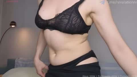Snapshot of revalation_ chatting on 05.24.26 Ewiwi online show from 05.24.26