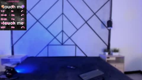 Snapshot of revenmiller_ chatting on 11.19.25 Reven online show from 11.19.25