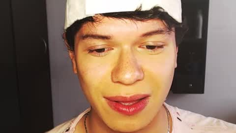 Snapshot of rexbunnybody chatting on 03.11.25 Rex online show from 03.11.25