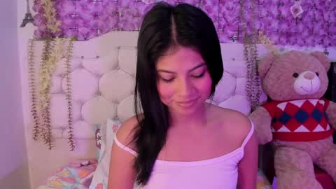 Snapshot of rey26_mila_ chatting on 03.31.26 rey26_mila_ online show from 03.31.26