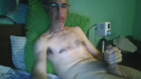 reyes_albert2006 online show from 09.22.25