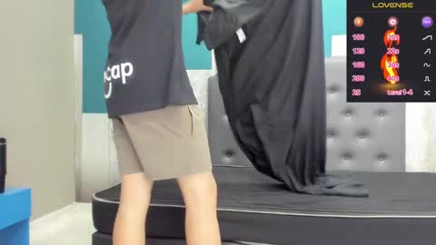 Snapshot of rhaegal_hot chatting on 01.20.25 Rhaegal online show from 01.20.25