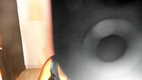 Snapshot of rhaenyra_ chatting on 10.31.25 Rhaenyra online show from 10.31.25