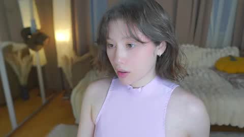 Snapshot of rhebageigel chatting on 05.10.26 Nanami online show from 05.10.26