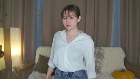 Snapshot of rhebageigel chatting on 05.22.26 Nanami online show from 05.22.26