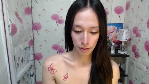 HI GUYS IM RHIAN PLEASE GIVE ME THUMBS UP online show from 12.03.24