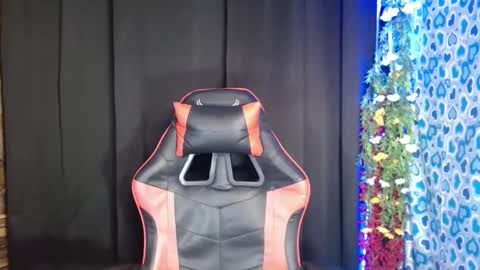 rhianesassy online show from 02.03.25
