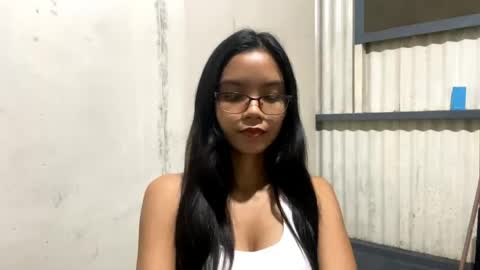 Snapshot of rhodawesterman chatting on 05.29.26 Aria online show from 05.29.26