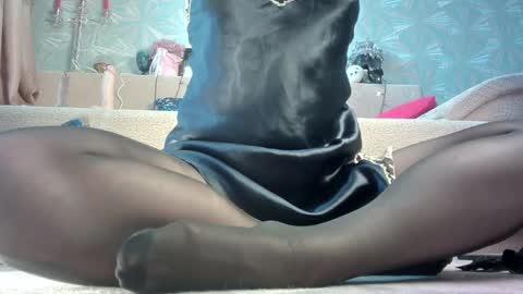 ria_32 online show from 02.22.25