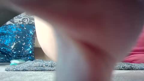 ria_32 online show from 02.26.25