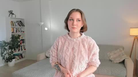 Snapshot of riabroks chatting on 04.16.26 Kahlan online show from 04.16.26