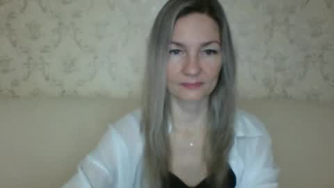 Snapshot of rialur09 chatting on 01.18.25 Galina online show from 01.18.25