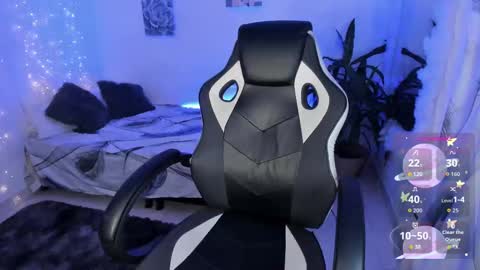 RianaK online show from 09.15.25